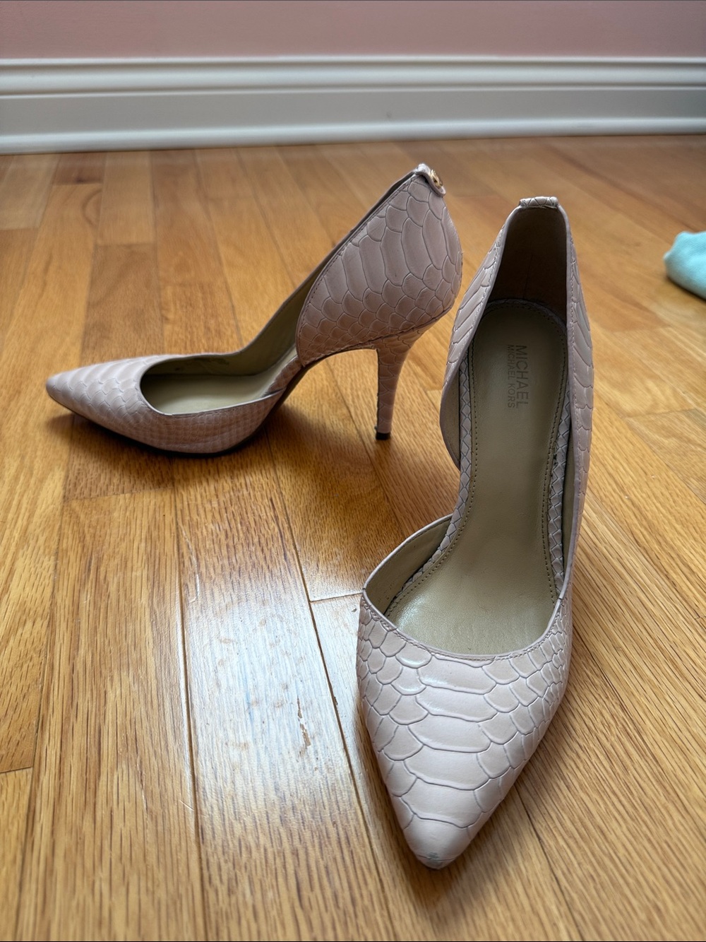 MICHAEL Michael Kors Blush Textured Pointed-Toe Stiletto Pumps